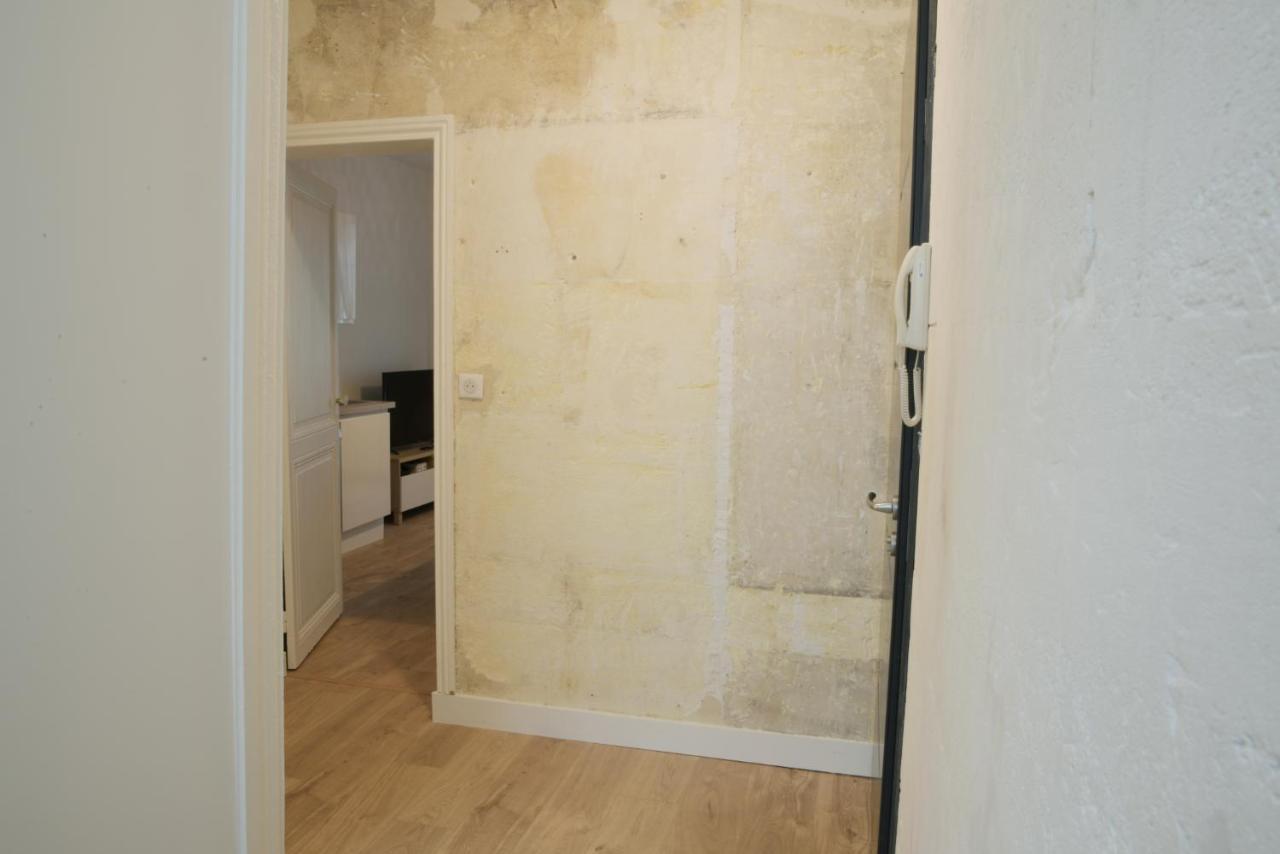 T3 De Charme Situe En Hyper Centre Avec Wifi, Linge, Draps, Savons Et Serviettes Fournis Cognac Exterior foto